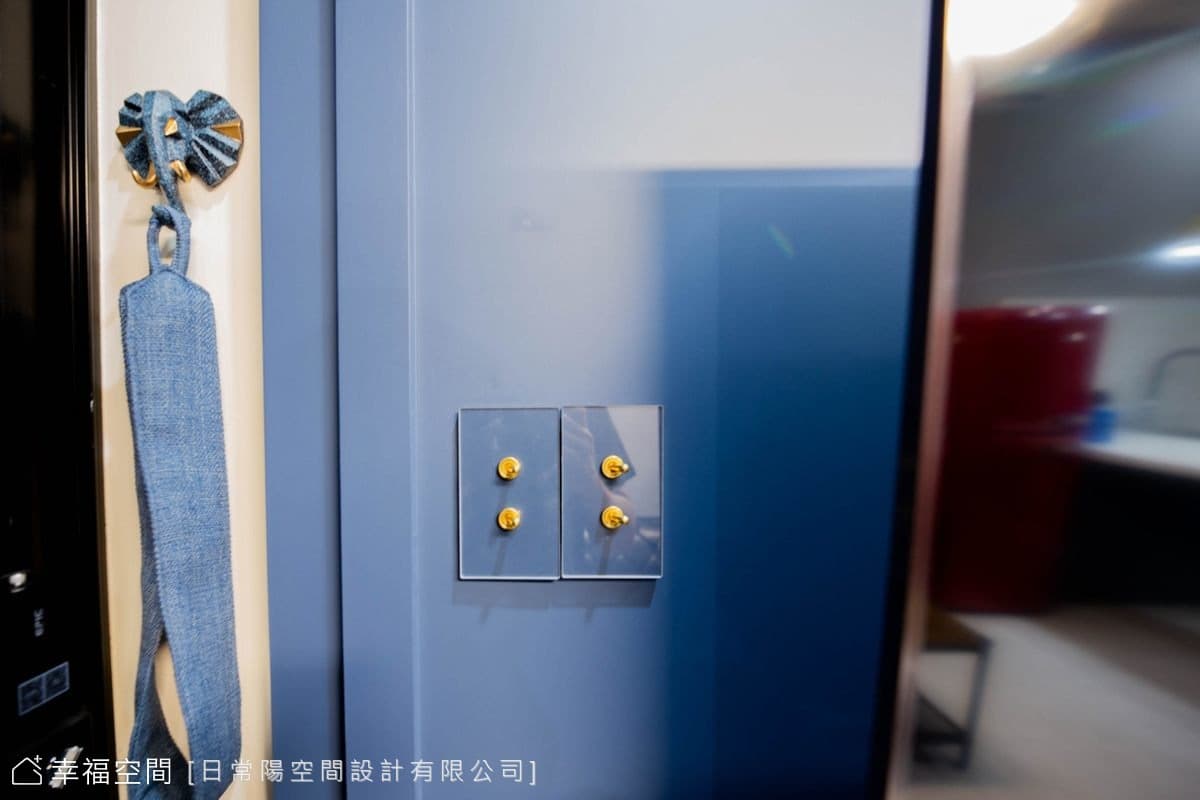英倫都會個性風別墅│60坪
