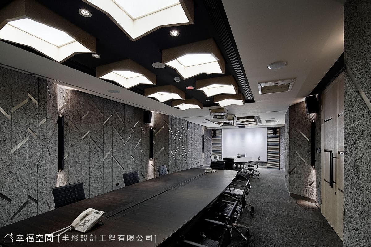 堡順實業廠辦｜現代風｜300坪