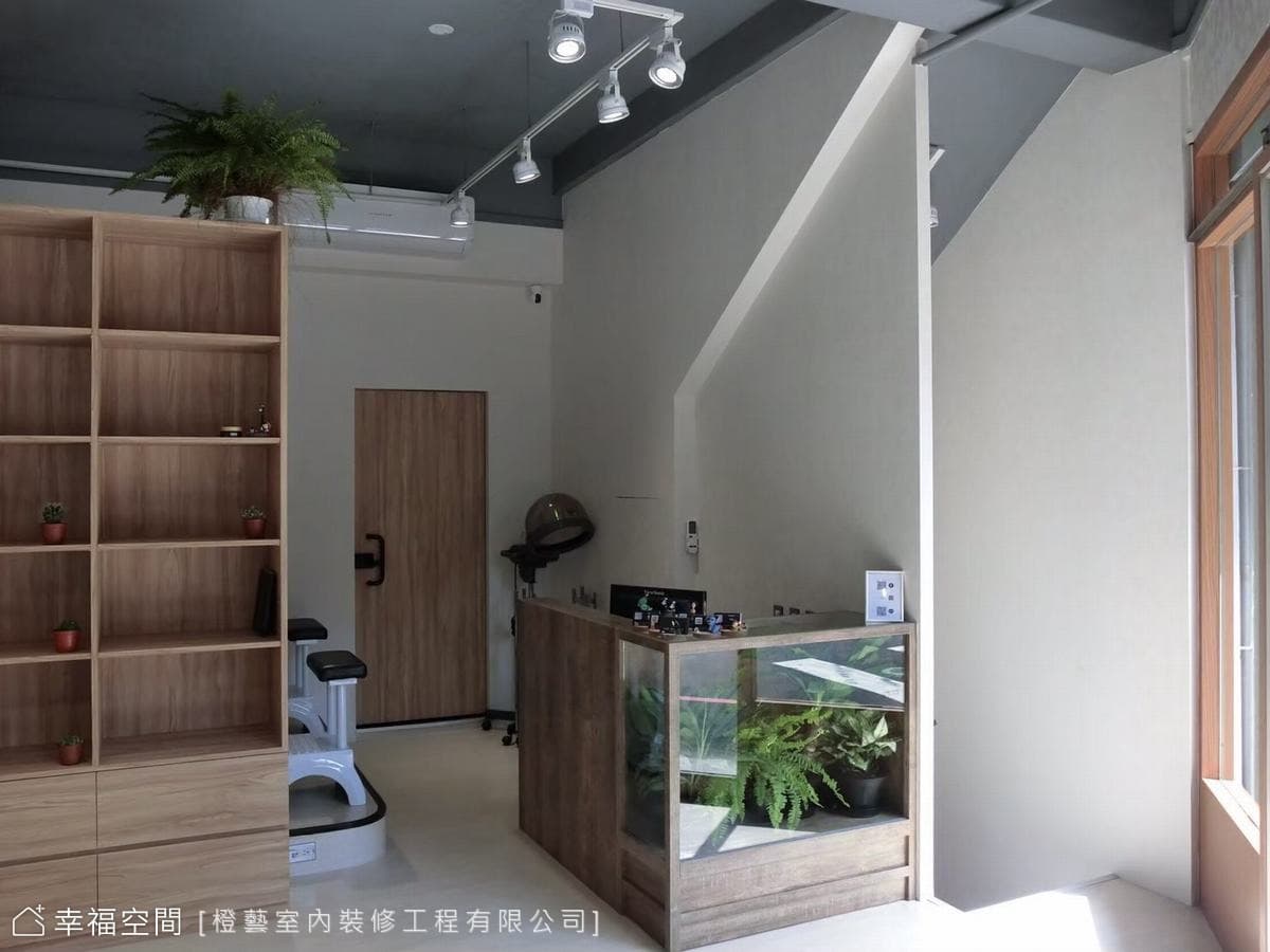 Urban Jungle 都市中的叢林 悠閒的暫時逃離喧囂｜工業風｜20坪