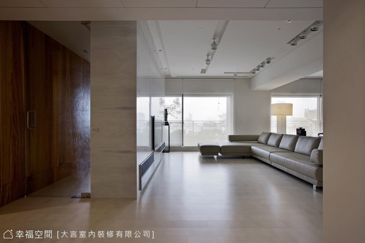 引入自然語彙 構築簡約現代居｜140坪｜5房、2廳、2衛