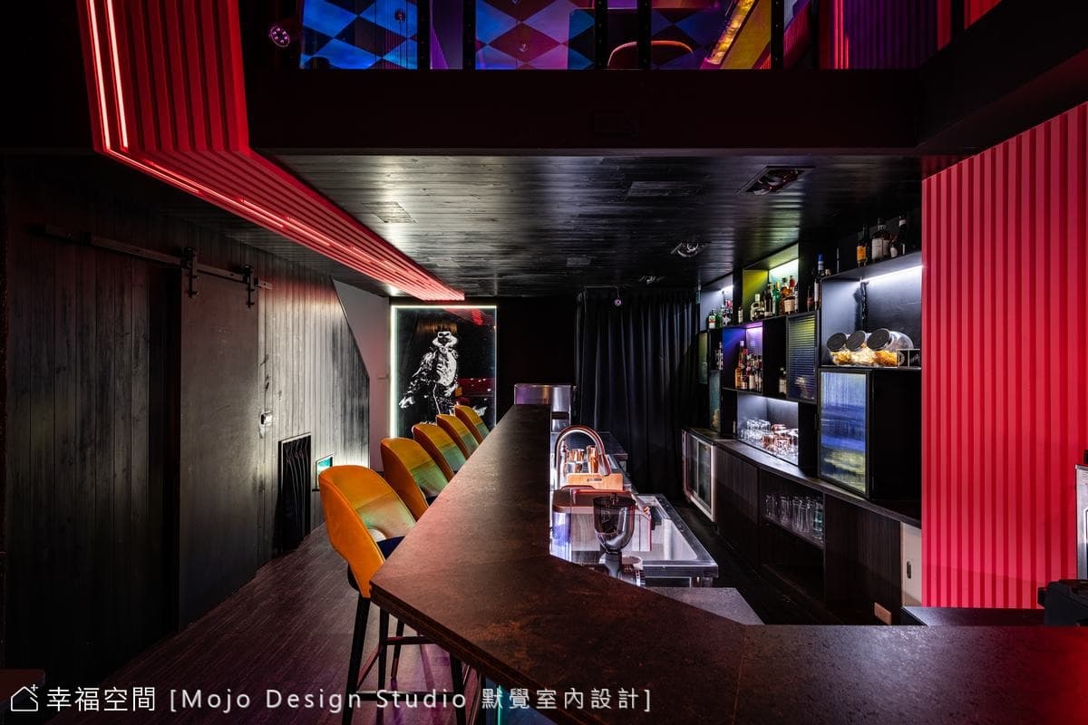 The 90’s Bar｜混搭風｜16坪