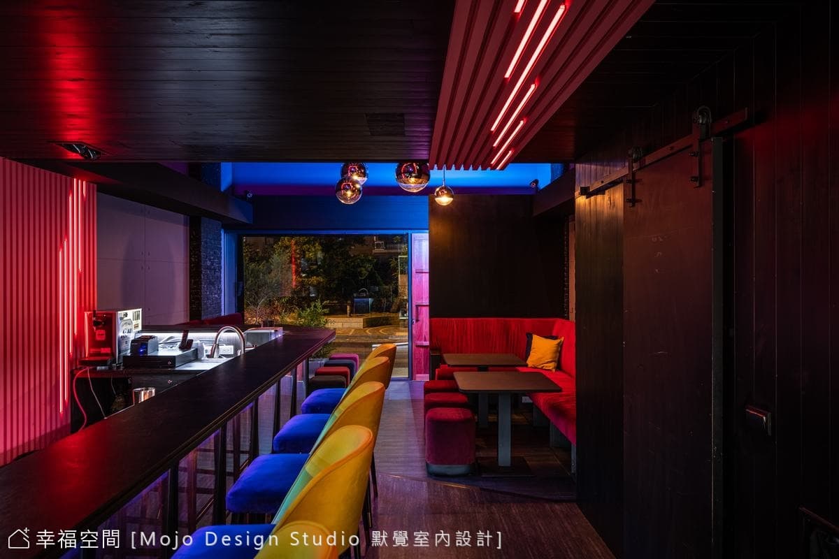 The 90’s Bar｜混搭風｜16坪