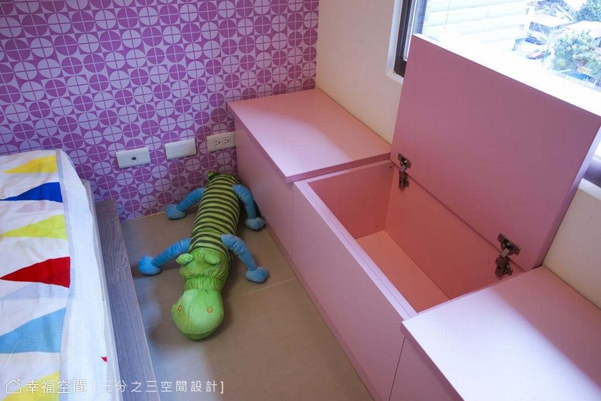 臨窗收納區