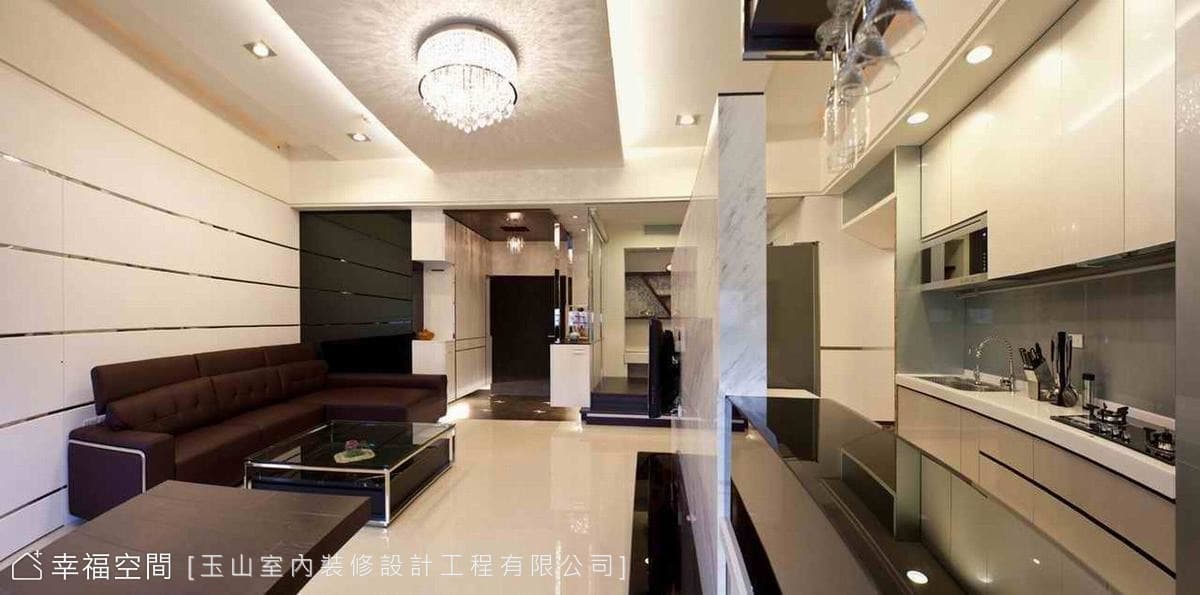 客廳＆廚房＆餐廳全景