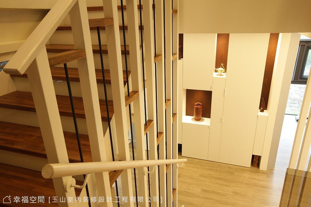 壁面展示