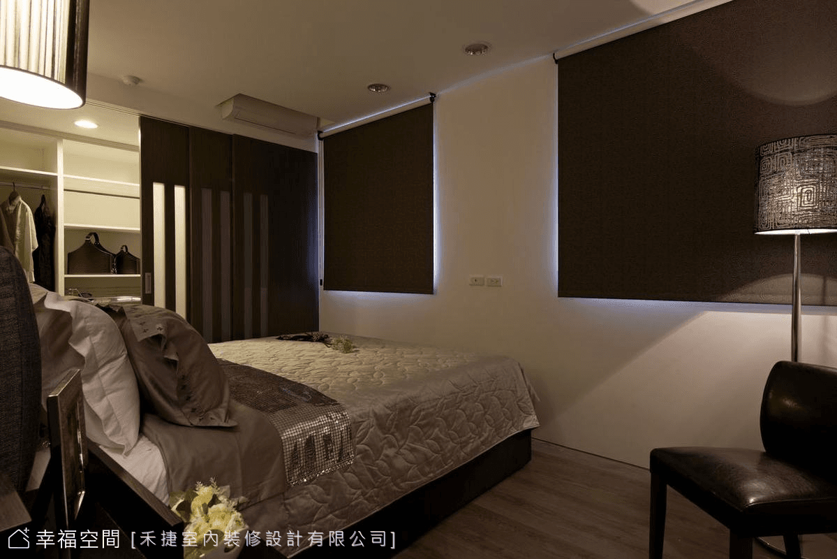 粗曠與俐落交疊的現代住宅