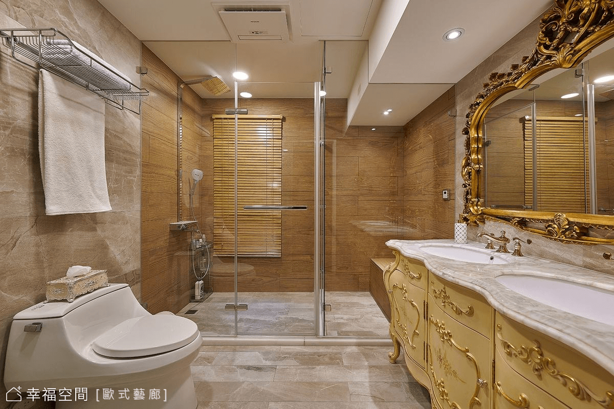 兼具功能與古典的衛浴