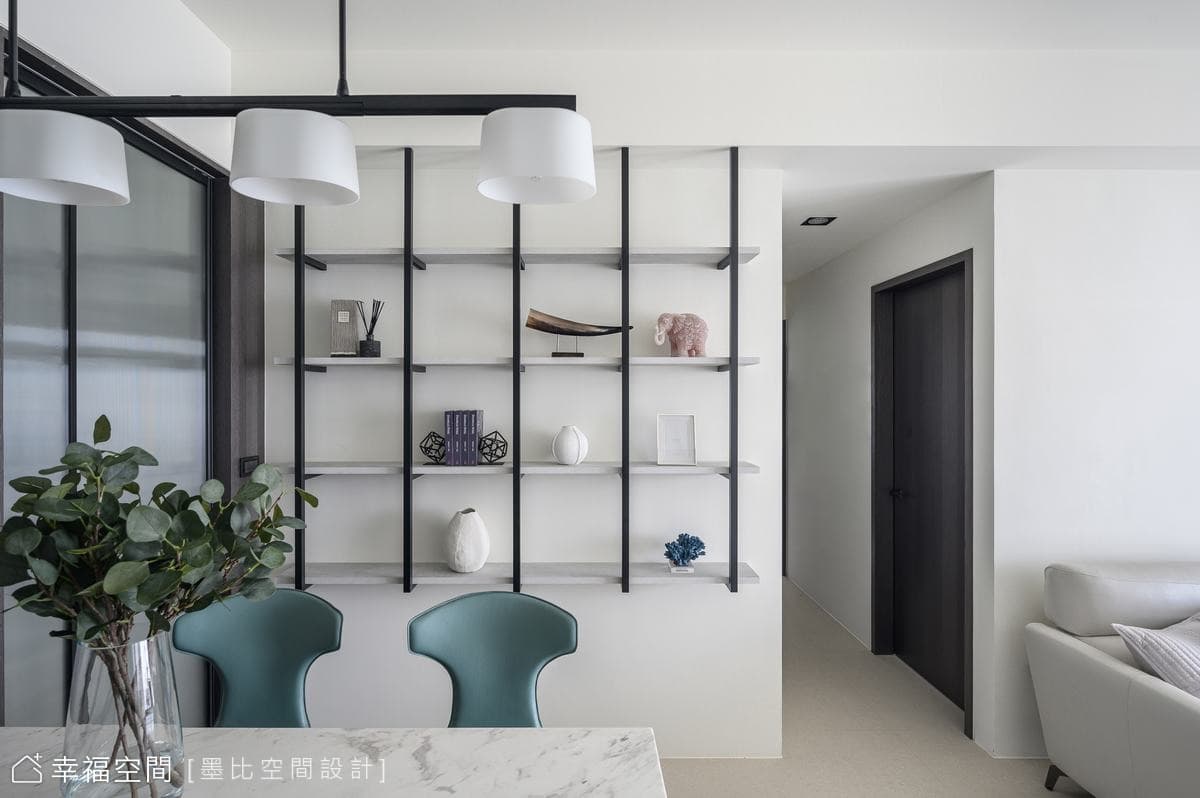 牆上展示架