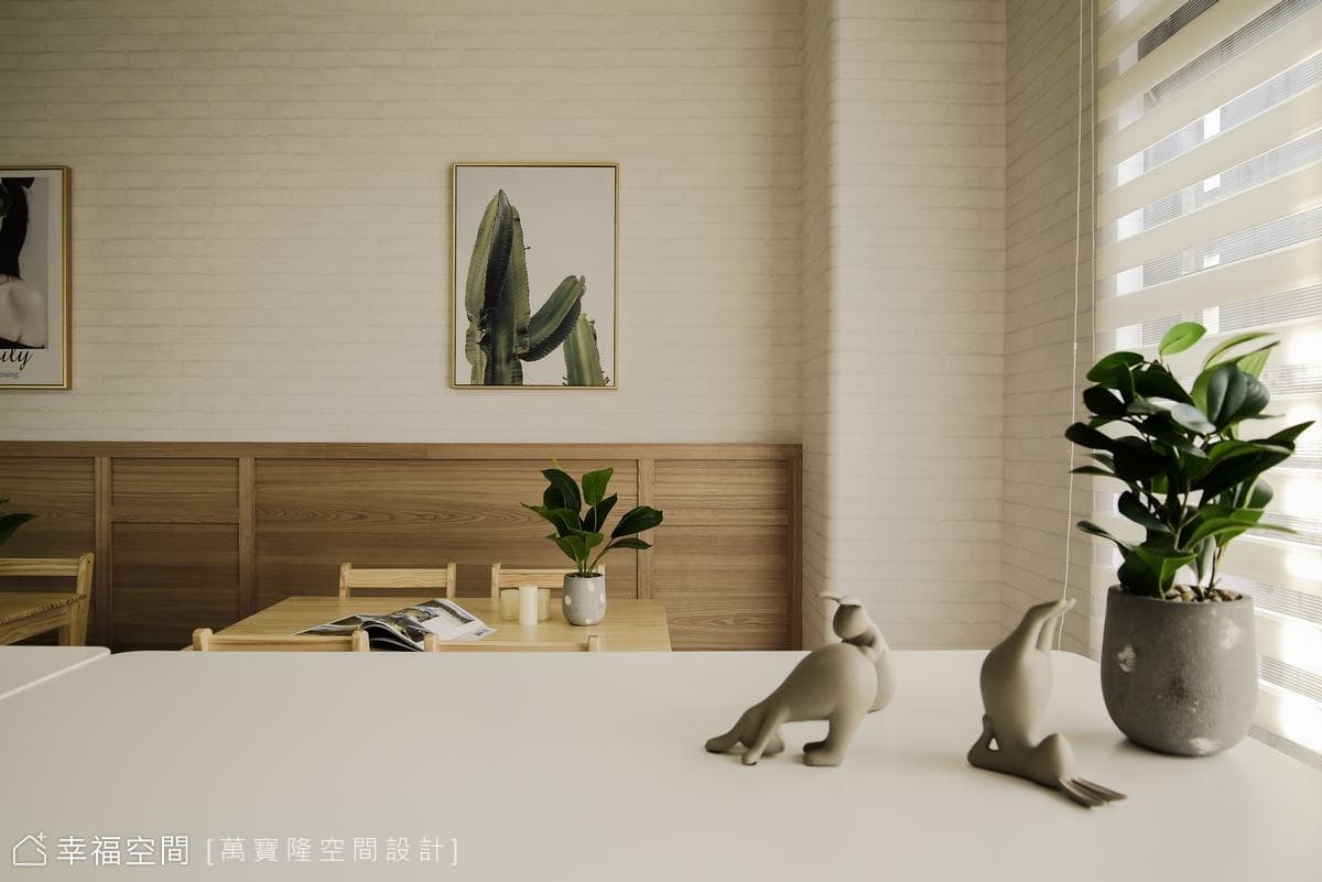 億載國小形象牆