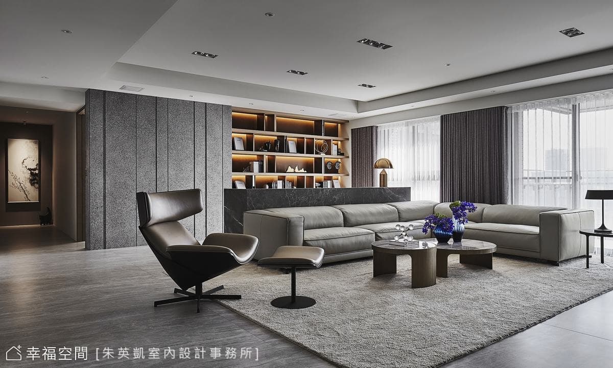 吧台式沙發背牆
