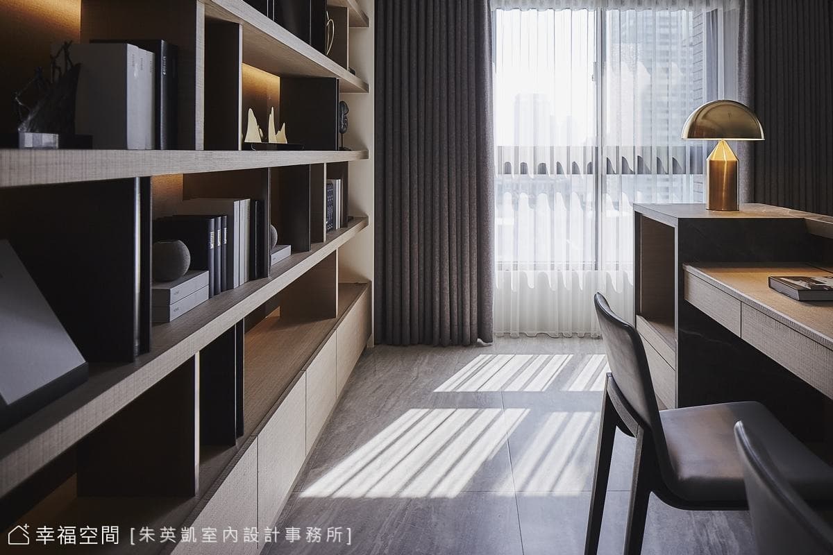 半開放式書房