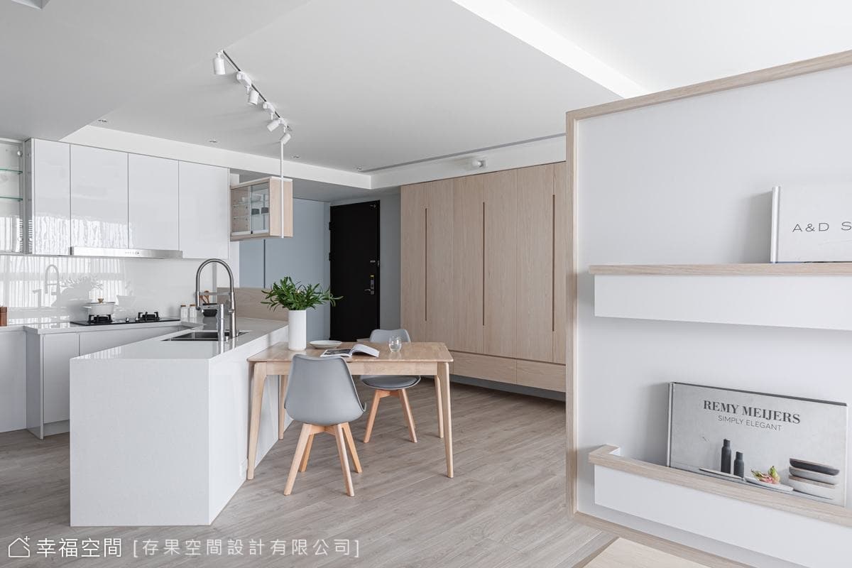 仲夏。午後