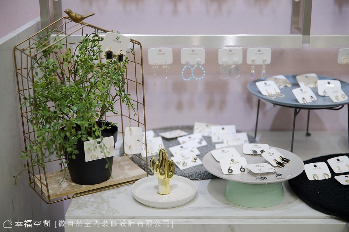 粉紅甜美與淺綠叢林  自然系髮飾店